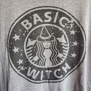 Basic Witch graphic tshirt | PLUS SIZE